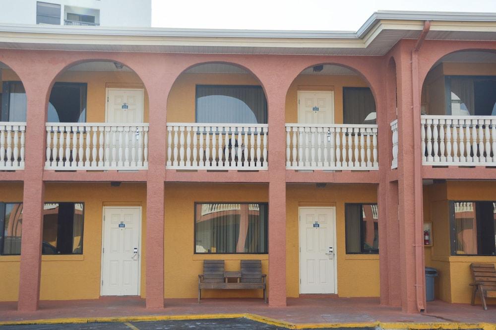 La Bella Oceanfront Inn - Daytona Daytona Beach Esterno foto